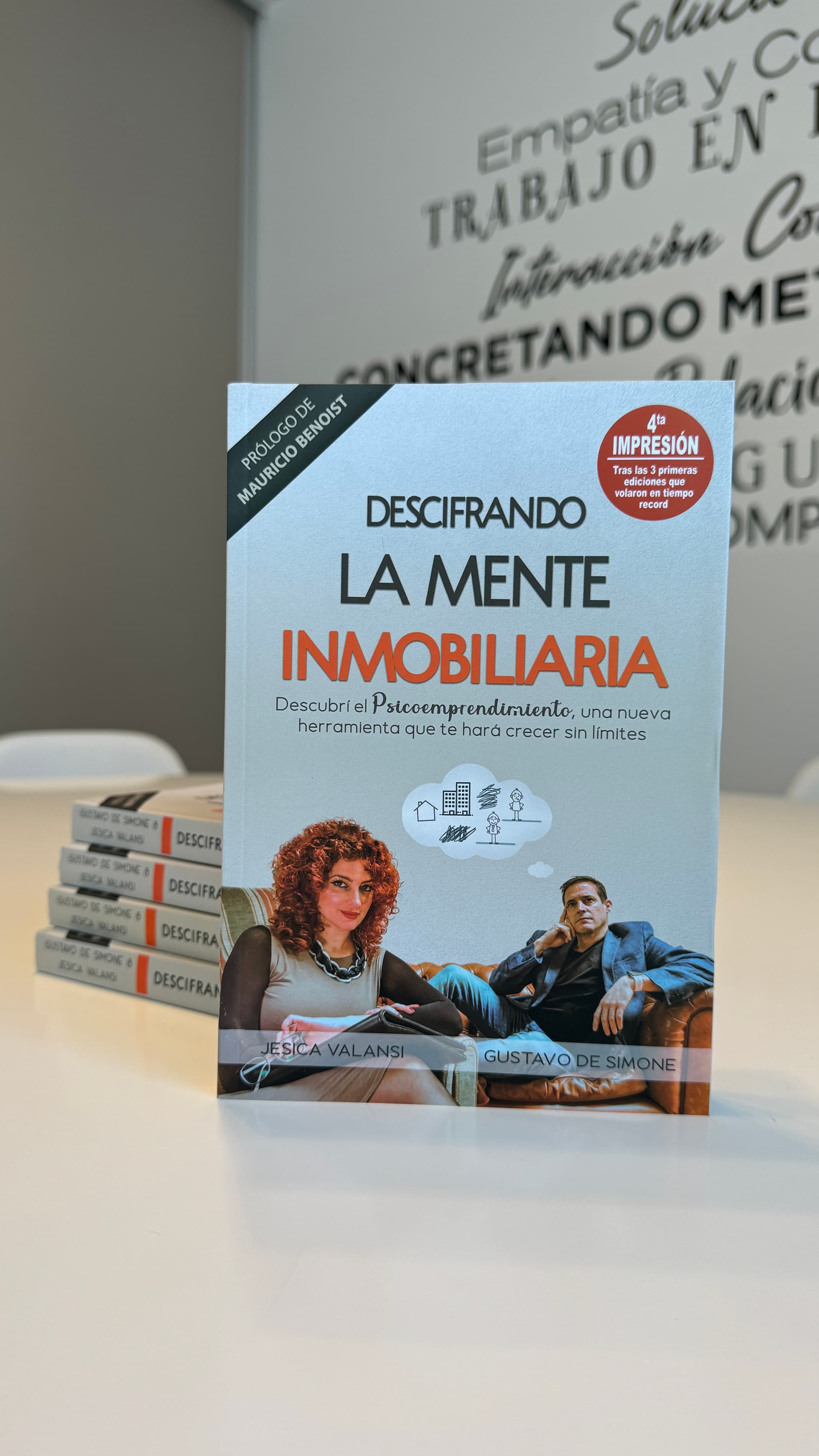 Tapa del libro Descifrando la Mente Inmobiliaria